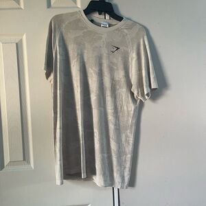 Gymshark, T-shirt, brown/ grey, size Large.
